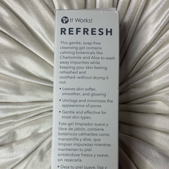 It works refresh cleansing gel - Picture 3 of 4
